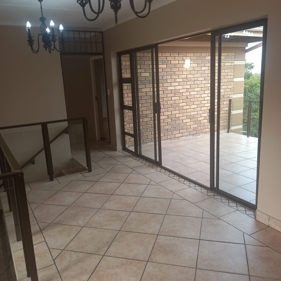 To Let 3 Bedroom Property for Rent in Reebok Western Cape